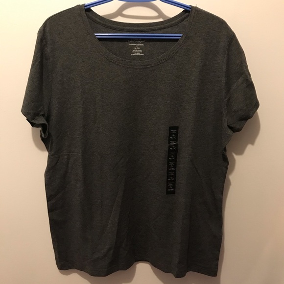 NWT Banana Republic T-Shirt - Picture 1 of 2